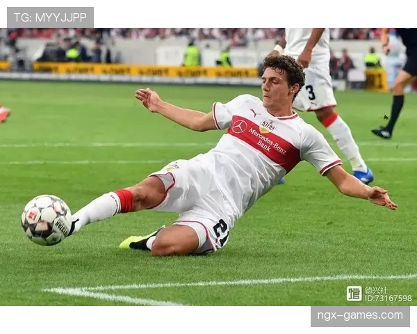 帕瓦尔展现卓越对抗能力，球队防线走势清晰稳定